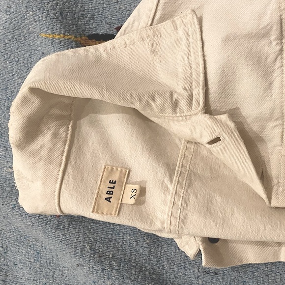 white denim jacket, lightly distressed - Picture 4 of 4